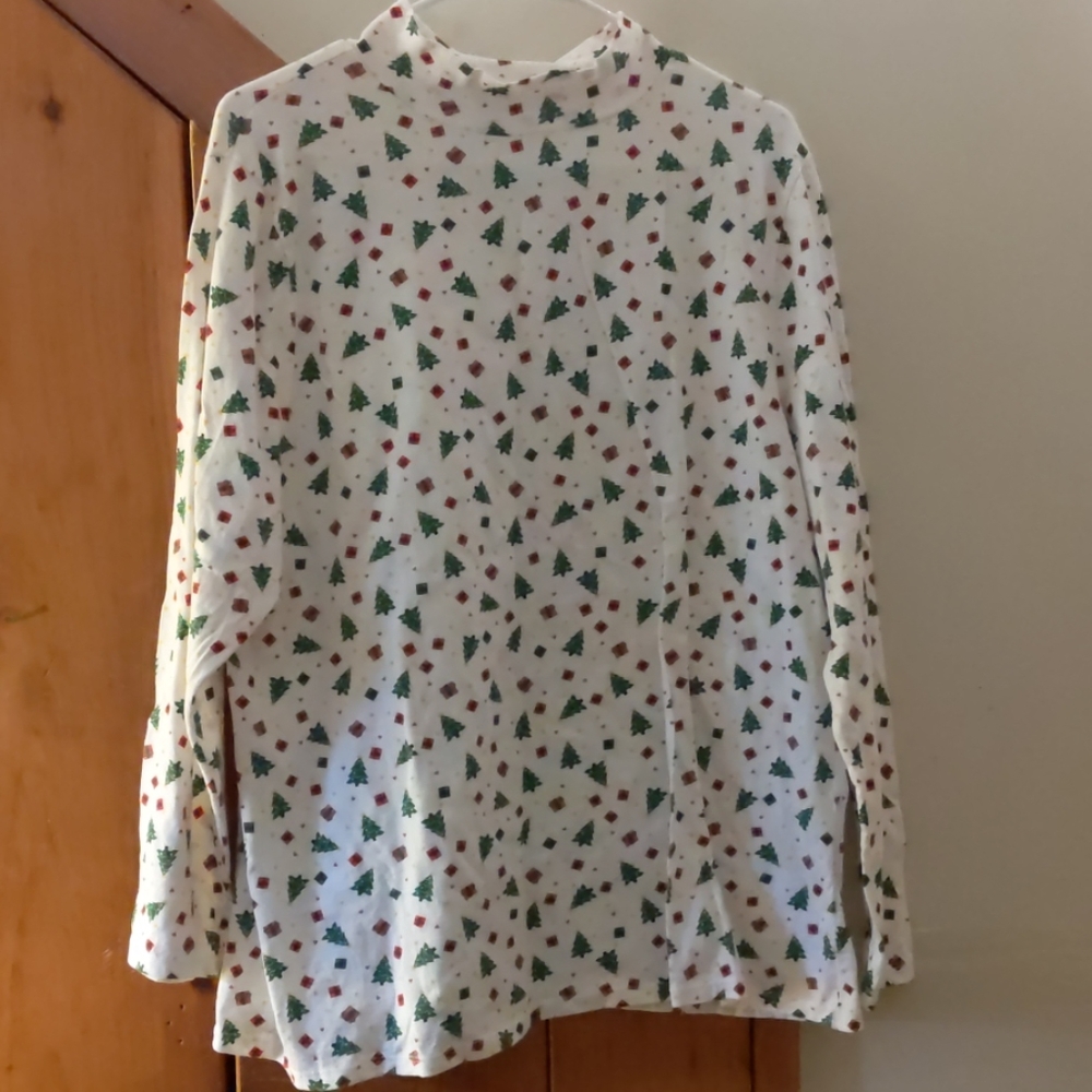 Just My Size Essential holiday tee